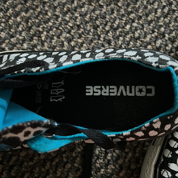 NWOT Converse Allstars Black and White Sneaker - Picture 5 of 5